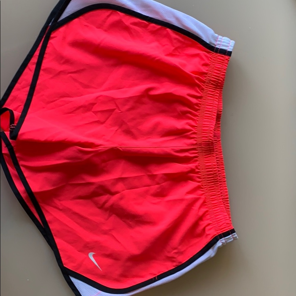 Girl short